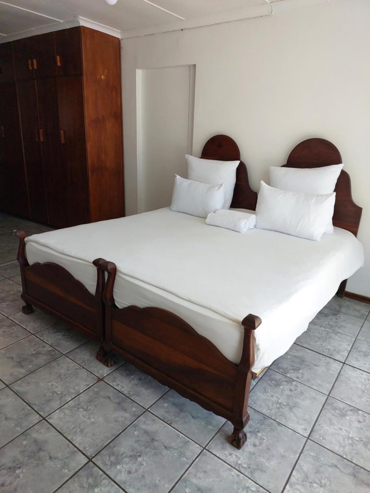 New Lodge Bloemfontein Exteriér fotografie
